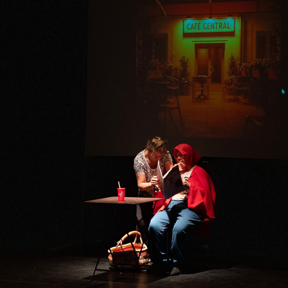 Tous au théâtre !